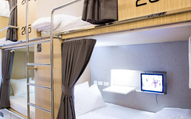 Sleep Lab Hostel