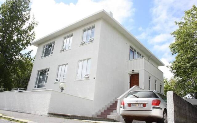 Baldursbrá Guesthouse Tjarnargata