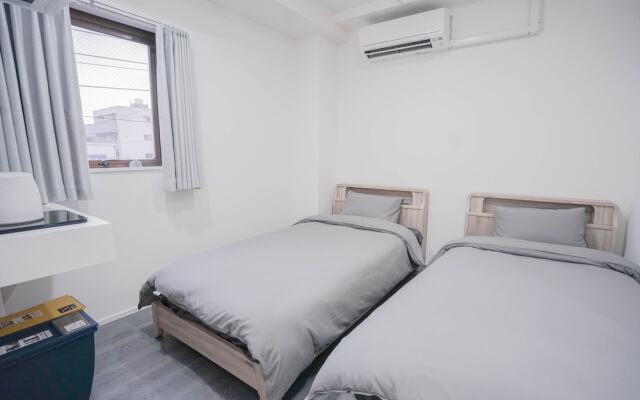 ZAITO Tokyo Yokokawa Economy Inn