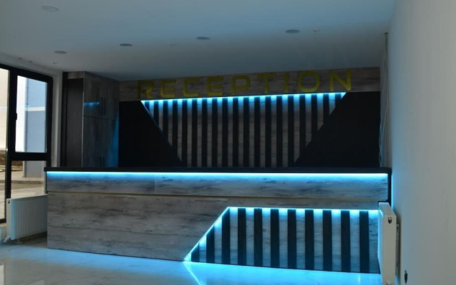 Lavanta Tepesi Otel Salda