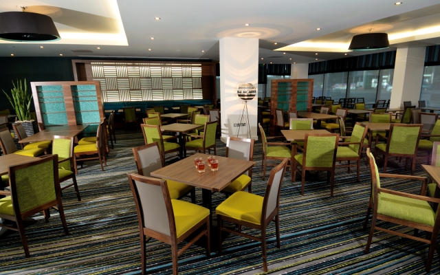 Holiday Inn Express London Heathrow T5, an IHG Hotel