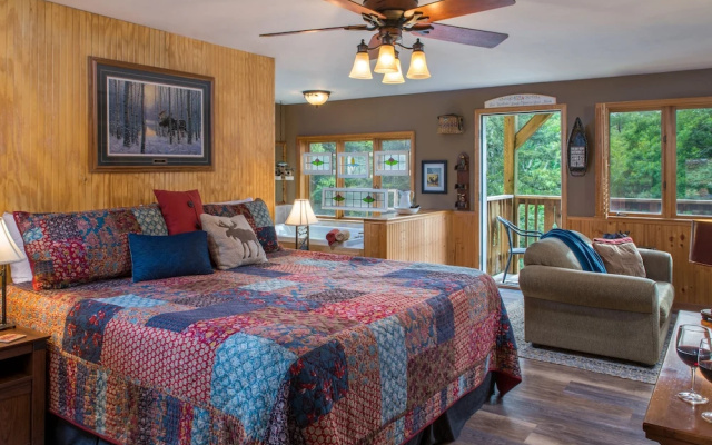 Eureka Sunset Cabins