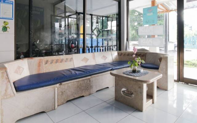 Airy Batu Layar Raya Senggigi KM 8 Lombok