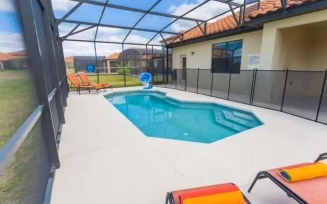 Briar Rose 4 Bedroom Villa by RedAwning