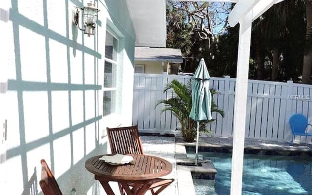 Blue Oasis Apartment 2