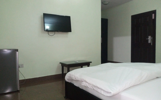 Dionzec Hotel & Suites