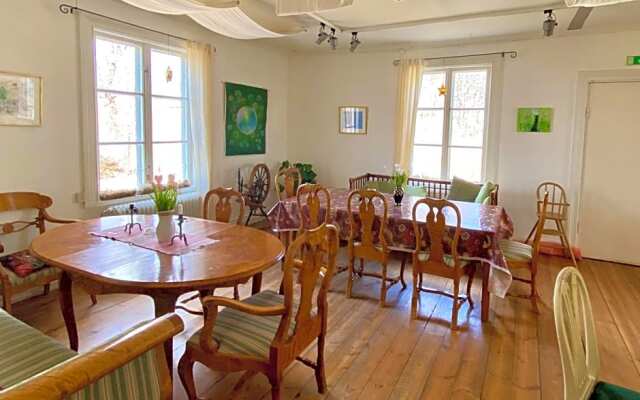 Fridhem Vandrarhem/Hostel