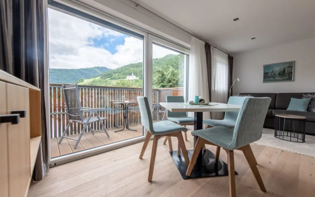 Lapis Monti - Apartments & Suites
