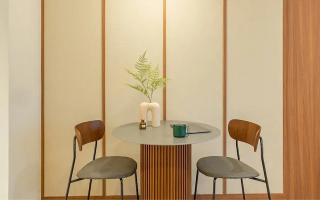 Weave Suites - Hillside