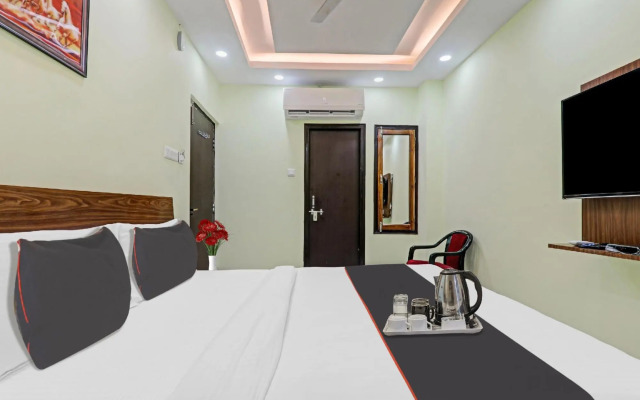 Collection O 70162 Hotel Shiva Palace