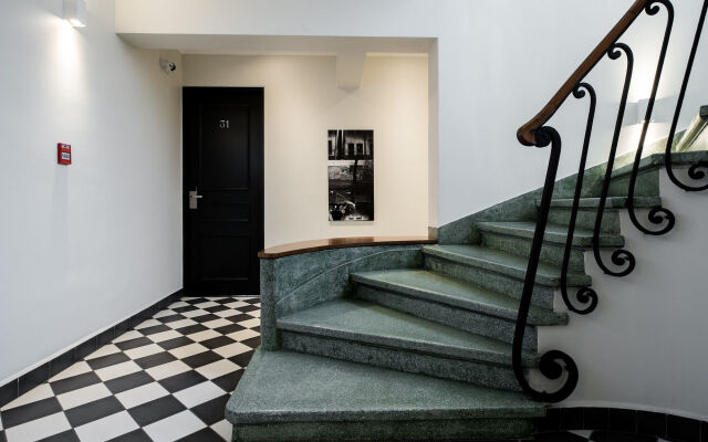 Apart Hotel B