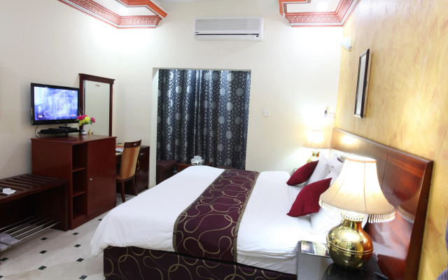 Al Bahjah Hotel