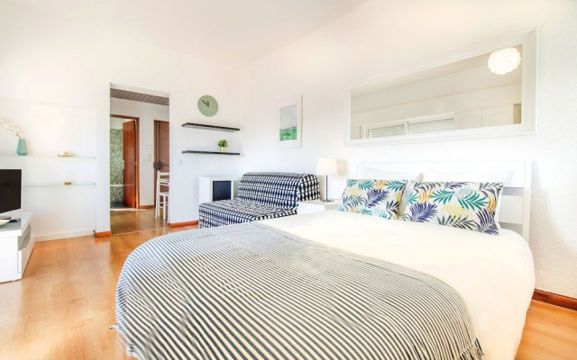 Wonderful Studio in Cascais With Sea View