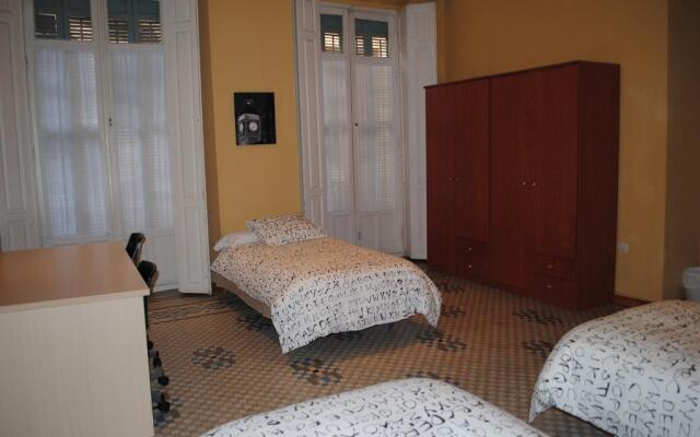 Residencia Universitaria Santa Paula