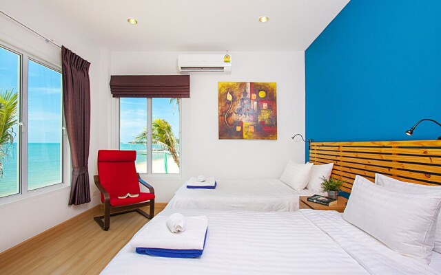Interstellar Beachfront Villa B