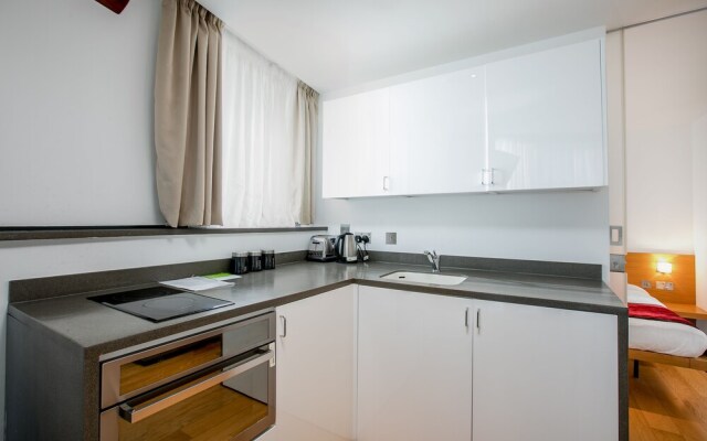 Tower Bridge London Apartments