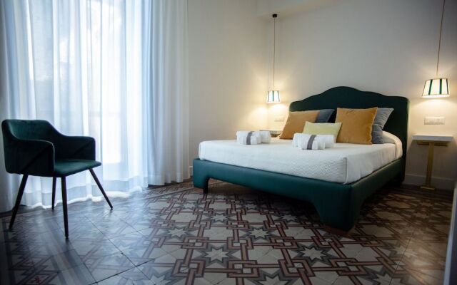 Suite 35