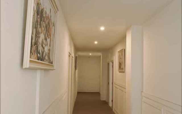 Five Two  Homestay (FKA Grha Ivana)