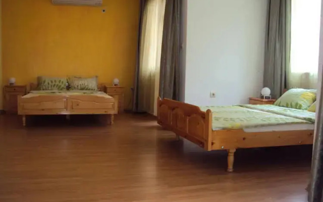Guest House Villa Roza