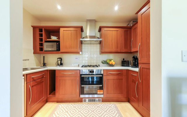 Hunters Wharf River View by Select SA