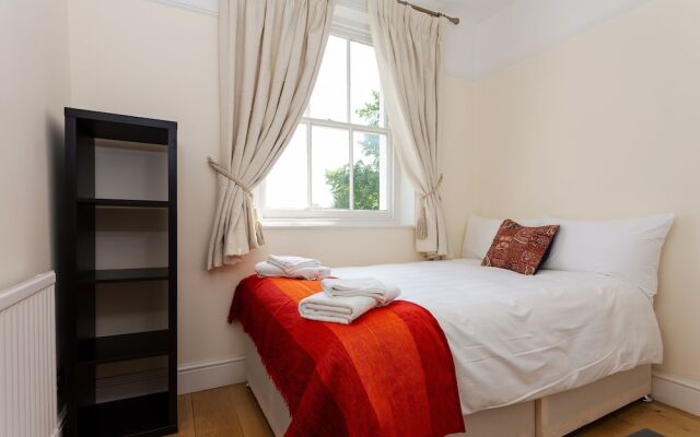 1 Bedroom Flat In Belsize Park