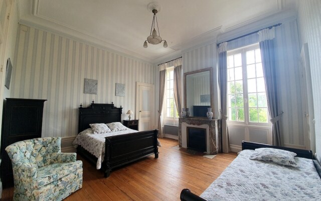 Château Belle Epoque - Chambres d'Hôtes & Gîtes