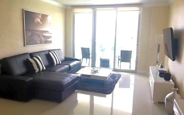 Ocean Reserve Piso 4 STR264