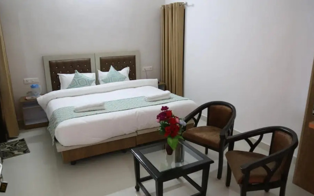 Hotel Yog Tapovan
