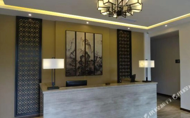 Topgrade Hotel