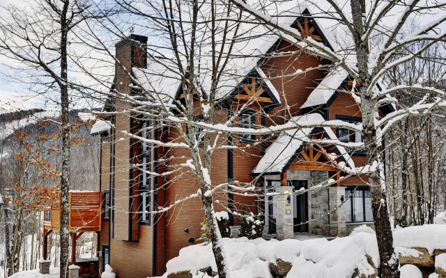 Chalet 30 Chemin des Skieurs by Chalets Alpins