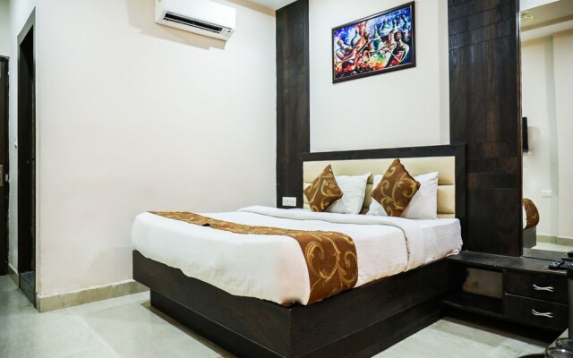 OYO 14635 Hotel Orchid