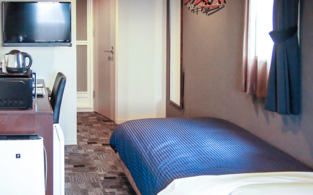 HOTEL LiVEMAX  Nagoya Taikodori-Guchi – Guest Rooms – Nagoya