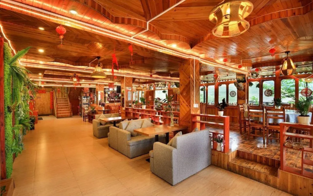 Jingzheng Holiday Hotel