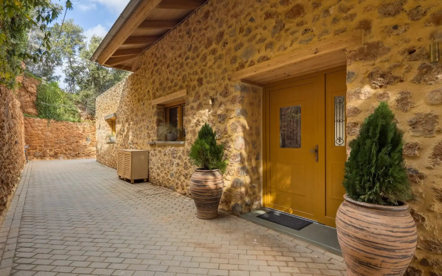 Oak Tree Estate