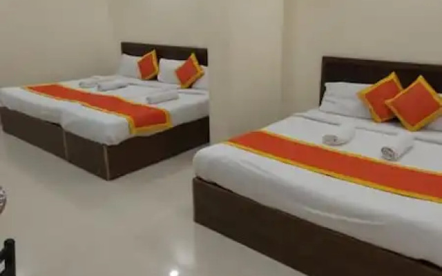 Hotel Radhika Inn
