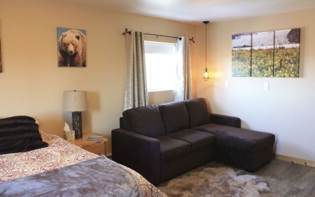 Fishhook Sunrise Bed and Breakfast