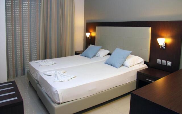 Agela Hotel & Apartments