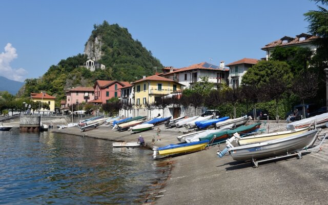 Il Porticciolo Lake Front