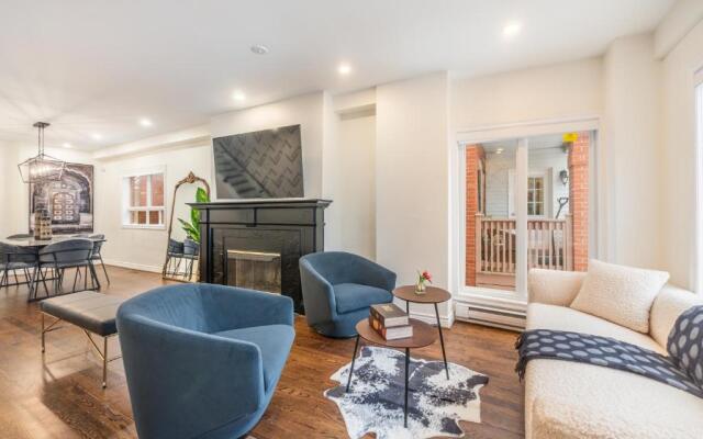 Designer 3Br & 2WR Townhouse