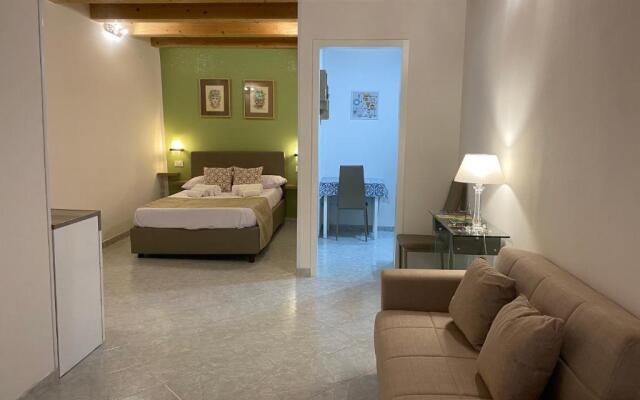 Tanto di Cappello Home