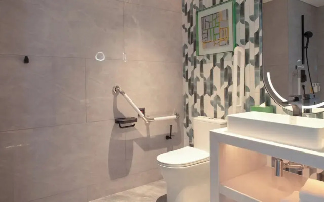 Holiday Inn Shenzhen Nanshan by IHG