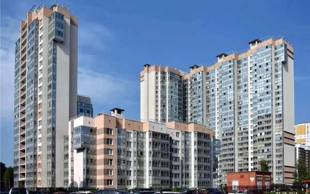 Juli Apart on Kondratievsky Avenue 64 building 9