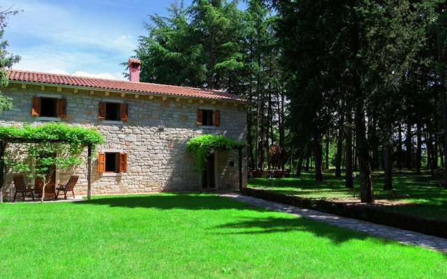 Rural Villa With Swimming Pool