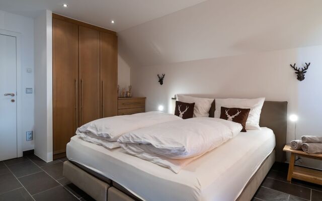 Upscale Chalet In Mauterndorf With Sauna And Ski Storage