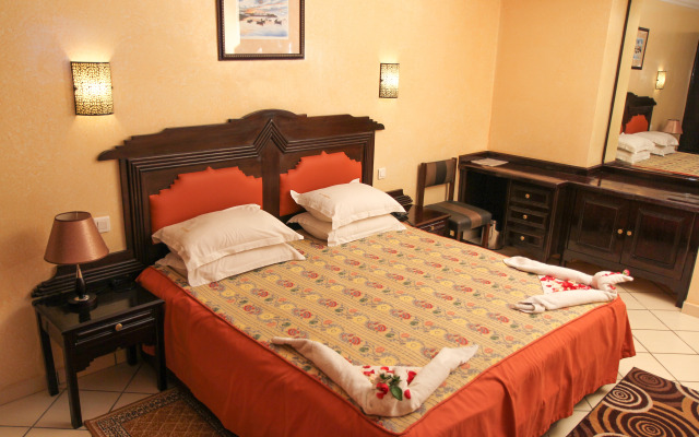 New Farah Hotel