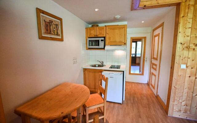 Bright Studio With Balcony