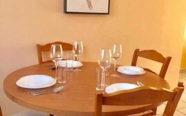 Apart-Hotel Colonial