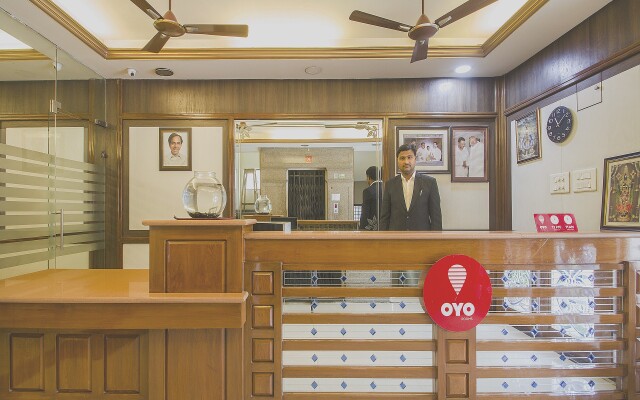 OYO Flagship 983 Hotel Surya Residency