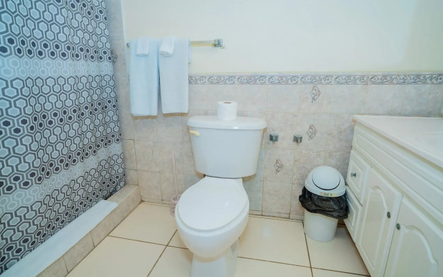 Connie's Comfort Suites