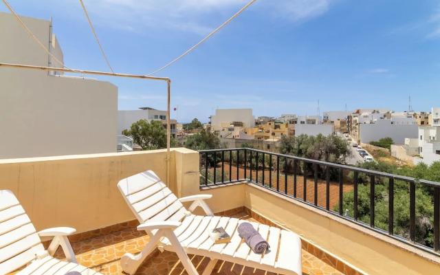 Penthouse Tower Court Zurrieq